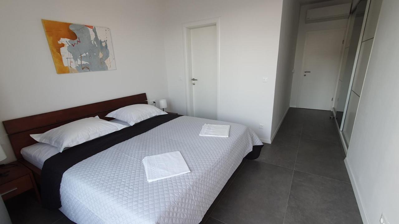 Apartments Marina Omis Exterior photo
