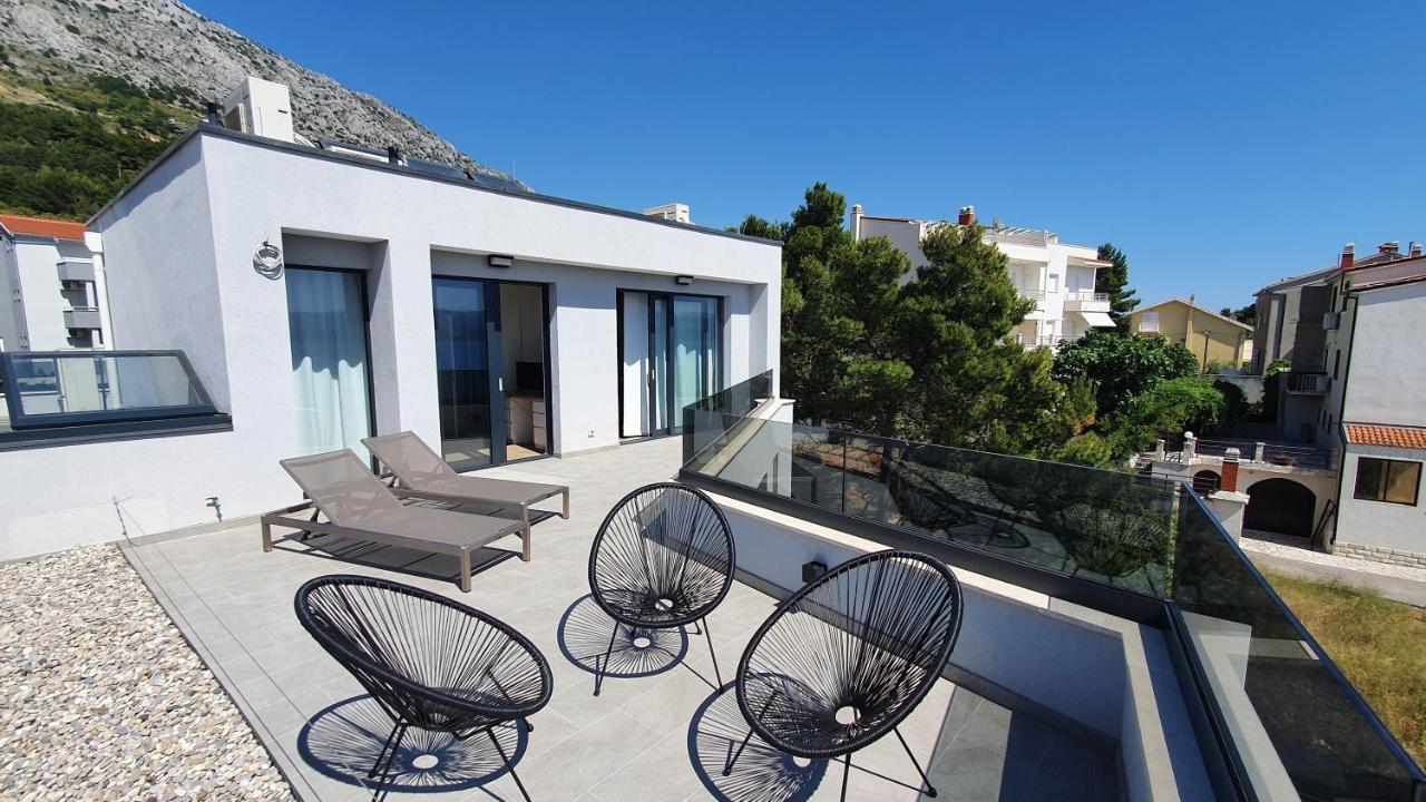 Apartments Marina Omis Exterior photo
